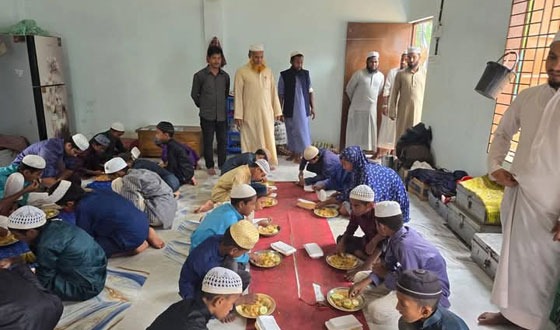 হাটহাজারীতে জাতীয় পুস্টি সপ্তাহ উপলক্ষে পুরুস্কার বিতরণ