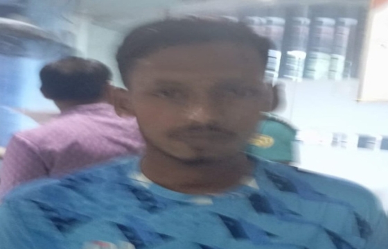 রাজশাহীতে ভারতীয় ভিসা প্রার্থীর সাথে প্রতারণার অভিযোগে গ্রেপ্তার ১