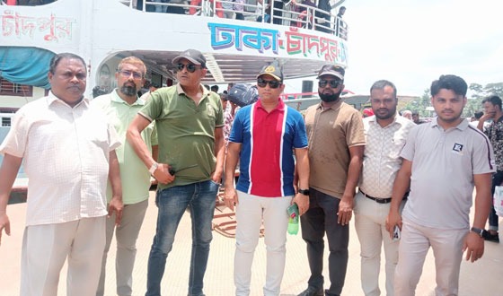 চাঁদপুর লঞ্চঘাটে নৌ মন্ত্রণালয়ের পর্যবেক্ষক টিম