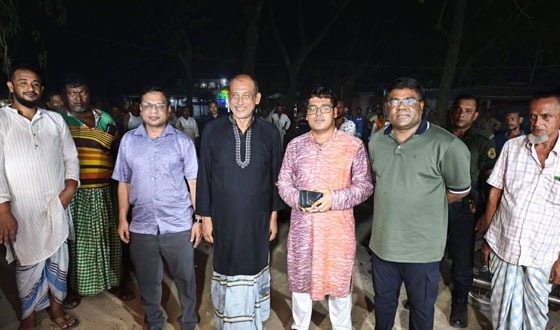 অভিনেতা সমু চৌধুরীকে পরিবারের কাছে হস্তান্তর