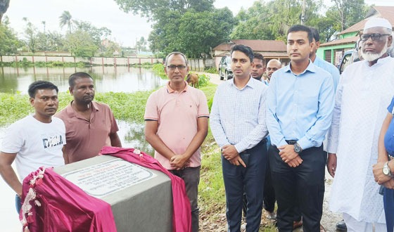 দুর্গাপুর পৌরসভার নবনির্মিত রাস্তার উদ্বোধন