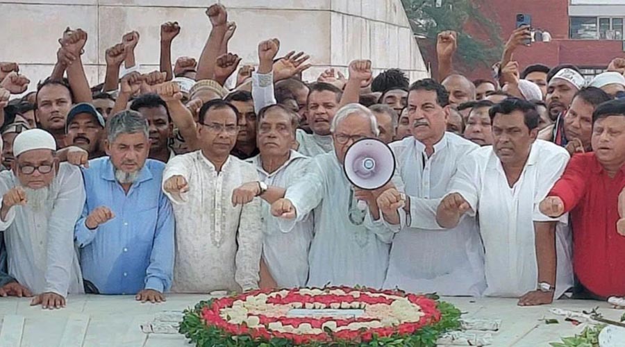 সংকট এখনও কাটেনি, গণতন্ত্র প্রতিষ্ঠায় আরও পথ বাকি: রিজভী