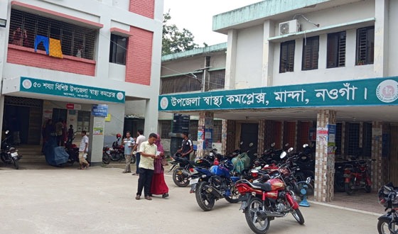 মান্দার স্বাস্থ্য কমপ্লেক্সে অ্যাম্বুলেন্সের চালক নেই দেড় বছর