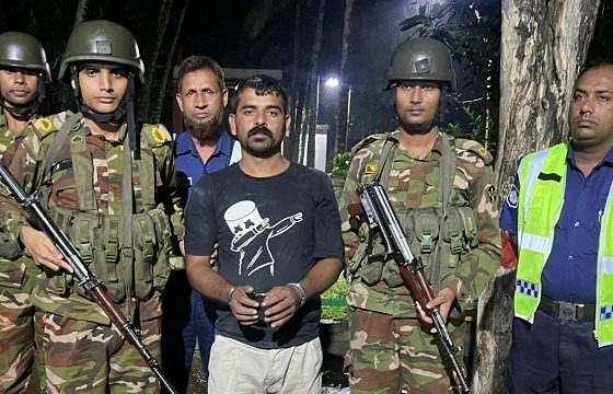 জামালপুরে চাঁদাবাজি করতে গিয়ে আটক স্বেচ্ছাসেবক দল নেতা বহিষ্কার