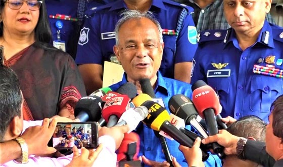 জনবান্ধব হতে পারলেই পুলিশের কলঙ্ক মুছে যাবে: স্বরাষ্ট্র উপদেষ্টা