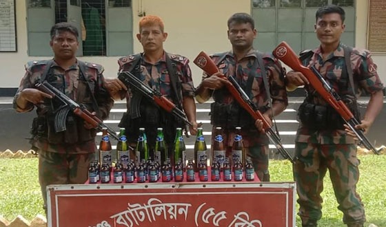 হবিগঞ্জে গাঁজা, মদ ও ভারতীয় পণ্য জব্দ