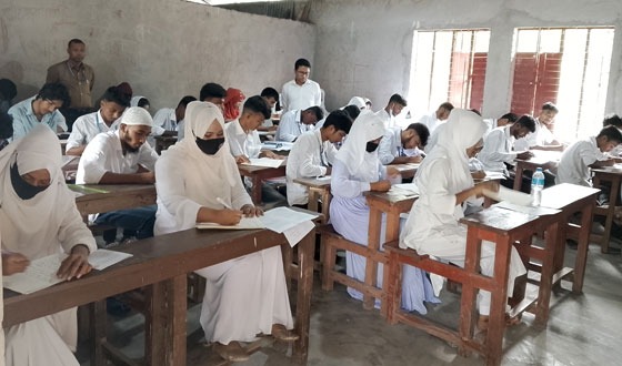ইন্দুরকানীতে এইচএসসি পরীক্ষা অনুষ্ঠিত, অনুপস্থিত ৯