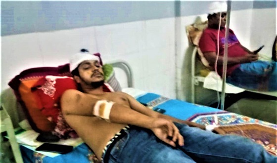 মধুপুরে জমিতে সাইনবোর্ড লাগাতে গিয়ে প্রতিপক্ষের হামলায় আহত ৩