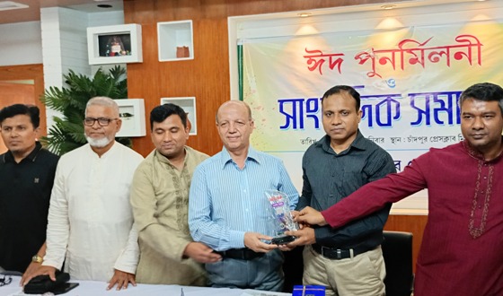 সারাদেশের প্রেসক্লাবগুলো এক ছাতার নিচে আনার পরিকল্পনা চলছে