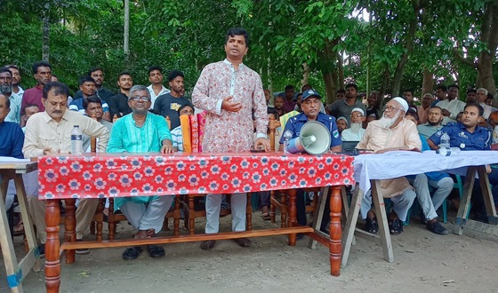 মোল্লাহাটে সংঘর্ষে দুই জন নিহতের পর শান্তি শৃঙ্খলা ফেরাতে সভা