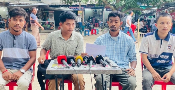 আদিবাসী ছাত্র সংগঠনের ৪ দফা প্রস্তাবনা নিয়ে সংবাদ সম্মেলন