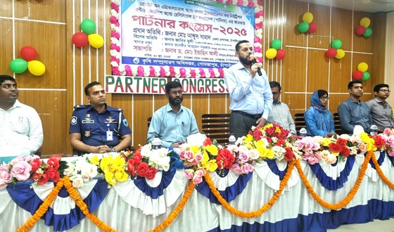 গোমস্তাপুরে ব্যস্ত সময় পার করলেন জেলা প্রশাসক
