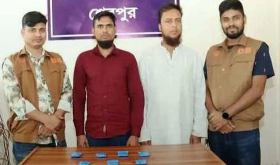 শেরপুরে ইয়াবাসহ দুই মাদককারবারি আটক