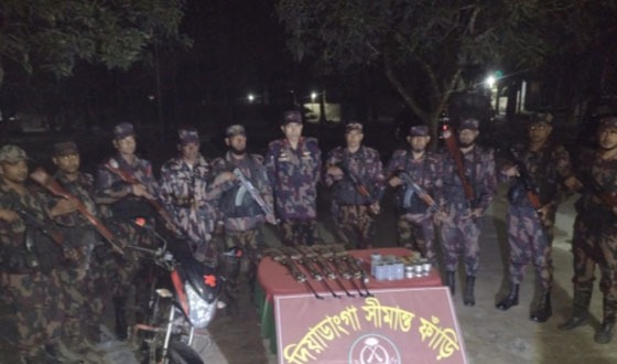 ভূরুঙ্গামারীর দিয়াডাঙ্গা সীমান্তে ভারতের অস্ত্র ও গোলাবারুদ আটক