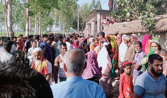 ফুলবাড়ীতে স্ত্রী ও কন্যার রহস্যজনক মৃত্যু, স্বামী আটক