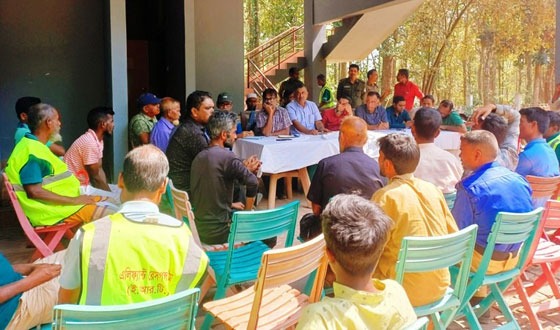 আগুনে ক্ষতিগ্রস্ত শালবন পরিদর্শনে বনবিভাগের তদন্ত কমিটি