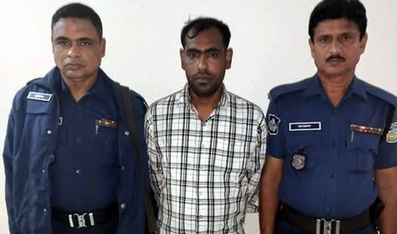 ডিসি এসপি পরিচয়ে মোবাইল কোর্ট: আরো একজন গ্রেপ্তার