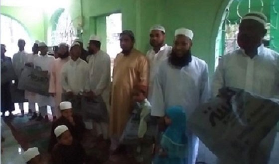 তেঁতুলিয়ায় হাফেজদের সংবর্ধনা