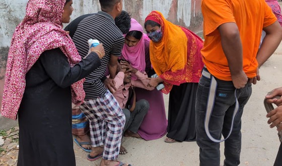 ভিজিএফের চাল আত্মসাৎ, এলাকাবাসীর সাথে ইউপি সদস্যের সংঘর্ষ