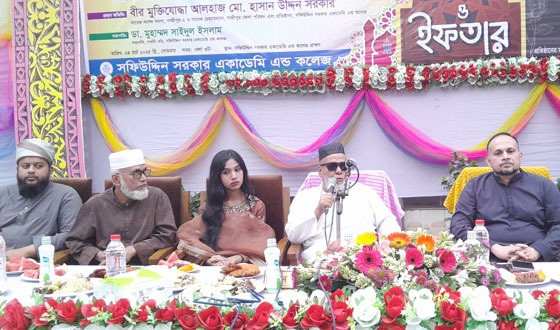 আ’লীগ দেশের শিক্ষাব্যবস্থাকে ধ্বংস করে দিয়ে গেছে : হাসান সরকার