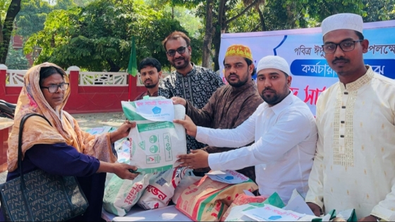 রাজশাহীতে ছাত্রশিবিরের ঈদ  উপহার বিতরণ