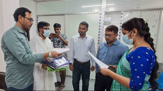 হাজীগঞ্জে ২টি ডায়গনস্টিক সেন্টার সিলগালাসহ ৫ টিতে জরিমানা