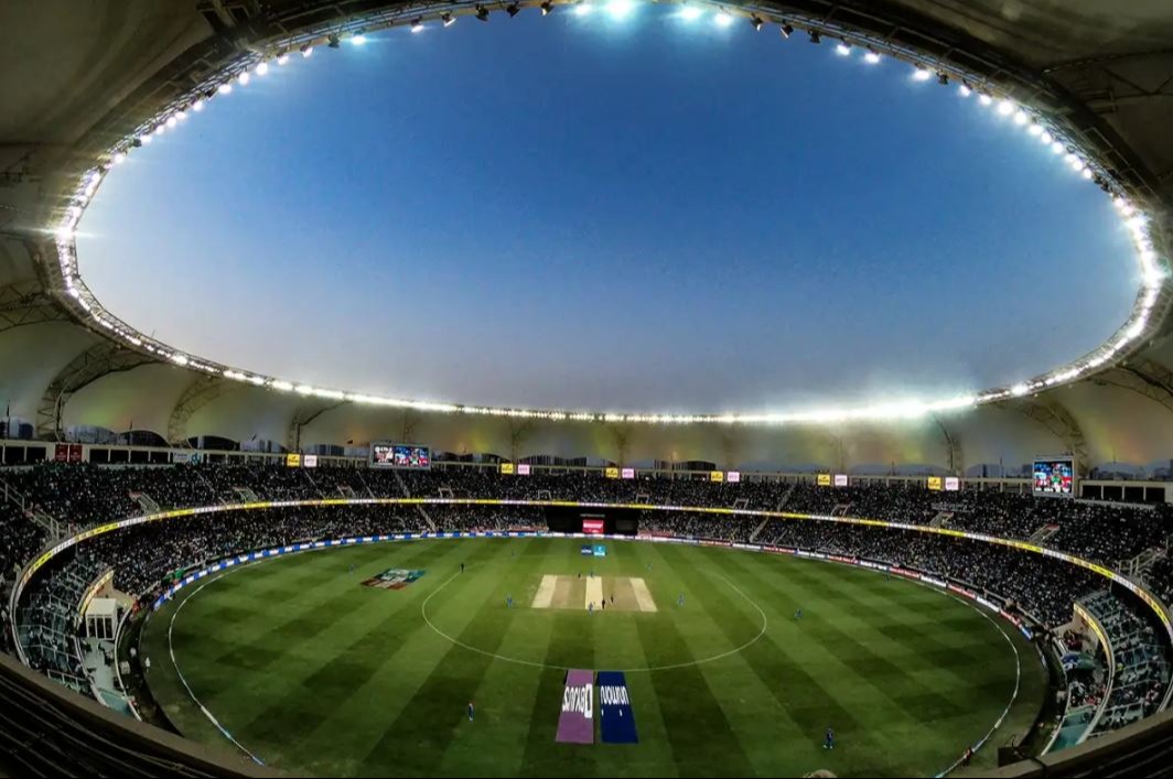 পাকিস্তানের পরিবর্তে আরব আমিরাতে হবে পিএসএল