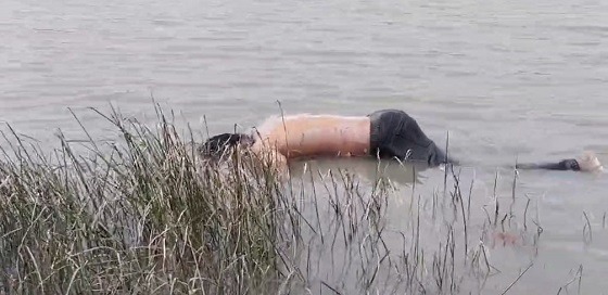 মহিপুরে নদী থেকে ভাসমান লাশ উদ্ধার
