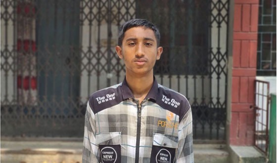 অর্থাভাবে অনিশ্চিত হয়ে পড়েছে মেধামী মোস্তাফিজুর বিশ্ববিদ্যালয়ে ভর্তির সুযোগ