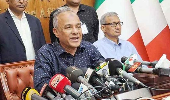 নুসরাত ফারিয়াকে গ্রেফতার, ফারুকীর মন্তব্যে: স্বরাষ্ট্র উপদেষ্টার প্রতিক্রিয়া