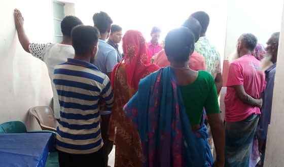 ফুলবাড়ীতে বিদ্যুৎস্পৃষ্ট হয়ে প্রবাসীর স্ত্রীর মৃত্যু