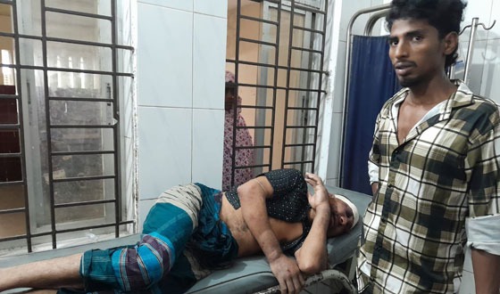 গজারিয়া গরু চোরকে গণপিটুনি দিয়ে পুলিশে সোপর্দ