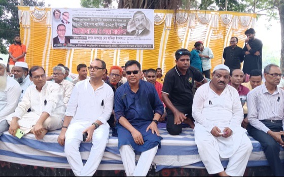 গোমস্তাপুরে শহীদ রাষ্ট্রপতি জিয়াউর রহমানের ৪৪তম শাহাদাৎ বার্ষিকী