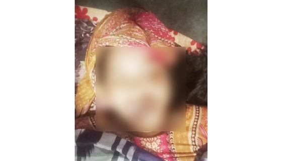 চিরিরবন্দরে গৃহবধুর আত্মহত্যা