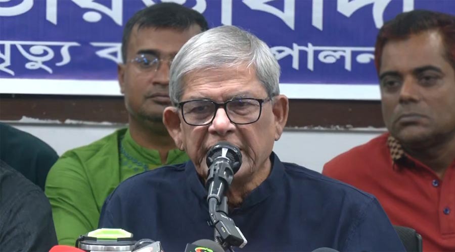 নৈরাজ্যের আশঙ্কার মধ্যে গণতন্ত্র রক্ষায় সব দলকে ঐক্যবদ্ধ হওয়ার আহ্বান ফখরুলের