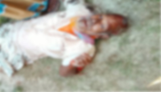 রাজারহাটে ট্রেনে কাটা পড়ে দিনমজুর আহত