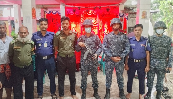 হাতিয়ায় যৌথবাহিনীর সহায়তায় সনাতনীদের দেবী বিসর্জন