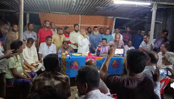 গফরগাঁওয়ে পূজামণ্ডপ পরিদর্শনে বিএনপি নেতা ফাতাহ্ খান