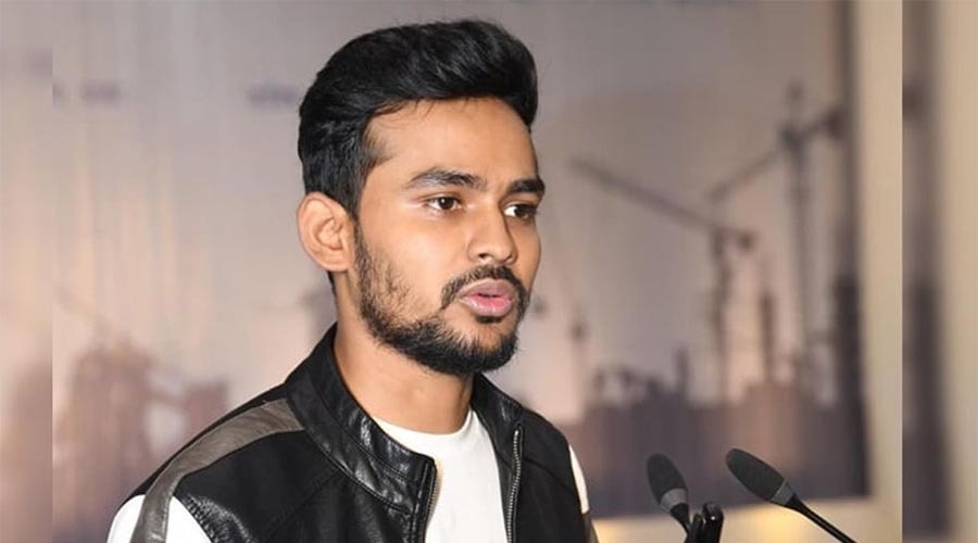 “সেফ এক্সিট” নিয়ে এবার ফেসবুকে পোস্ট উপদেষ্টা আসিফের