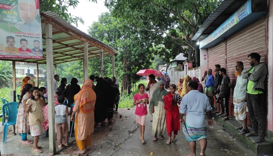 সোনারগাঁয়ে স্বামী-স্ত্রীর ঝুলন্ত লাশ উদ্ধার