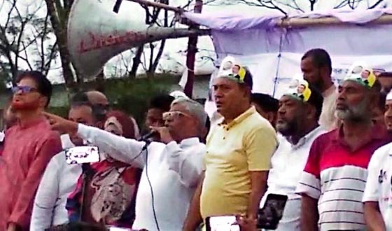 একটি দল ভোট পাওয়ার জন্য জান্নাতের টিকিট বিক্রি করছে: বরকত উল্লাহ বুলু
