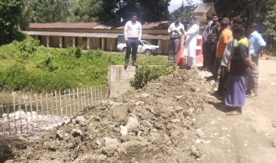 সাতকানিয়ায় অনিয়মের অভিযোগে দুই ব্রীজের নির্মাণ কাজ বন্ধ