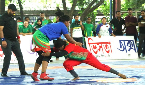 ভিসতা ১৩তম জাতীয় (পুরুষ ও মহিলা) সার্ভিসেস কুস্তি প্রতিযোগিতায় চ্যাম্পিয়ন বাংলাদেশ আনসার