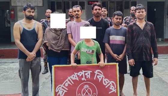 মহেশপুর সীমান্তে ৭ জন আটক