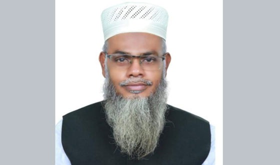 কুমিল্লায় অর্ধ শতাধিক হজযাত্রীদের অর্থ আত্মসাতসহ অনিয়মের অভিযোগ
