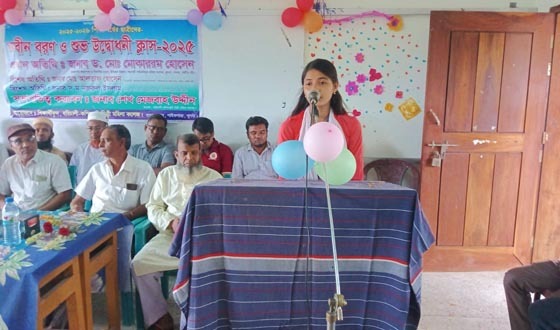 হরিঢালী-কপিলমুনি ডিগ্রী মহিলা কলেজে নবীন বরণ