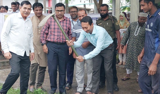 নাগেশ্বরী উপজেলা প্রশাসন স্কুল এন্ড কলেজের ভবন নির্মাণের উদ্বোধন