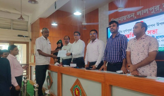 নিরাপত্তা জোরদার করতে লালপুরে পূজা মন্ডপগুলোতে সিসি ক্যামেরা