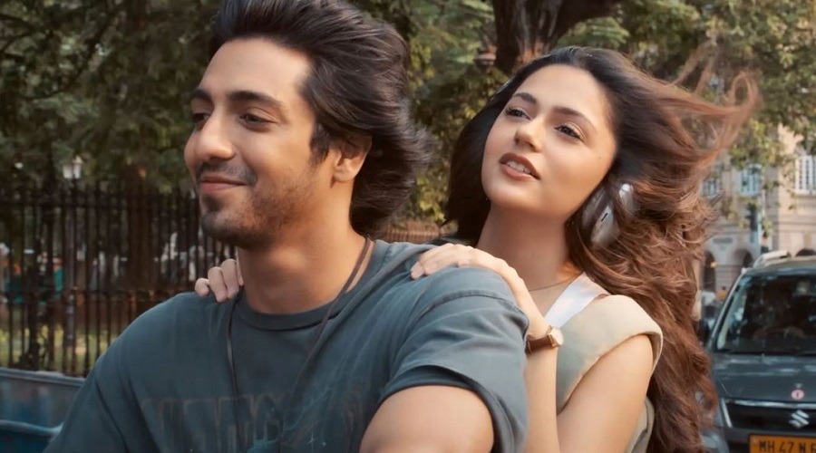 বাস্তবেও প্রেমে মজেছেন সাইয়ারা জুটি