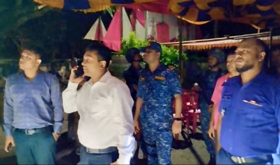 দিঘলিয়ায় পূজা মণ্ডপ পরিদর্শন করলেন প্রশাসনের শীর্ষ কর্মকর্তারা